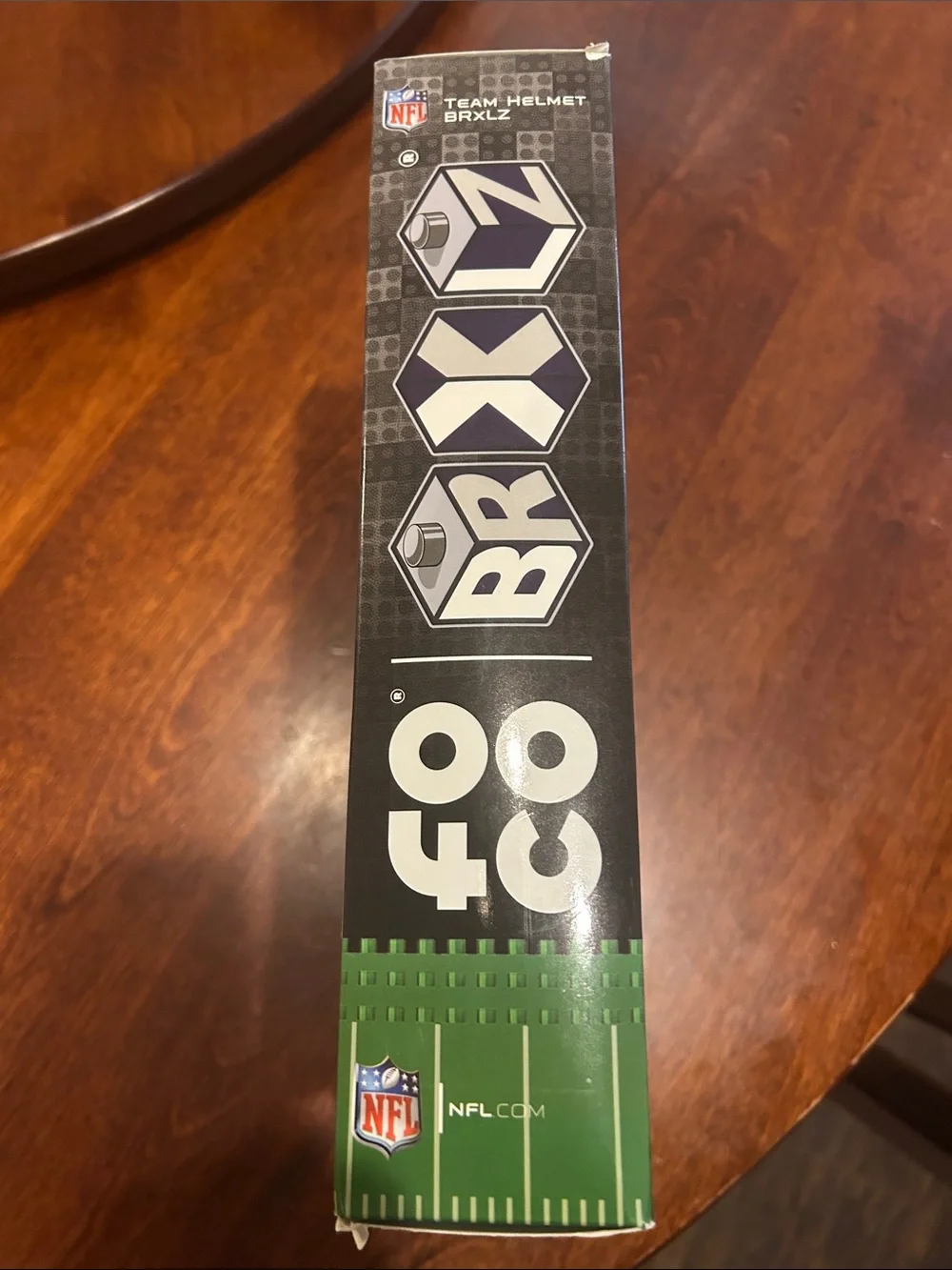 Dallas Cowboys NFL FOCO BRXLZ Football Helmet Toy (Read)